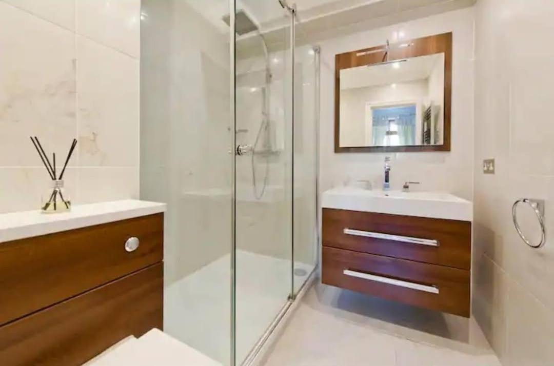 London Guest Room Exterior foto